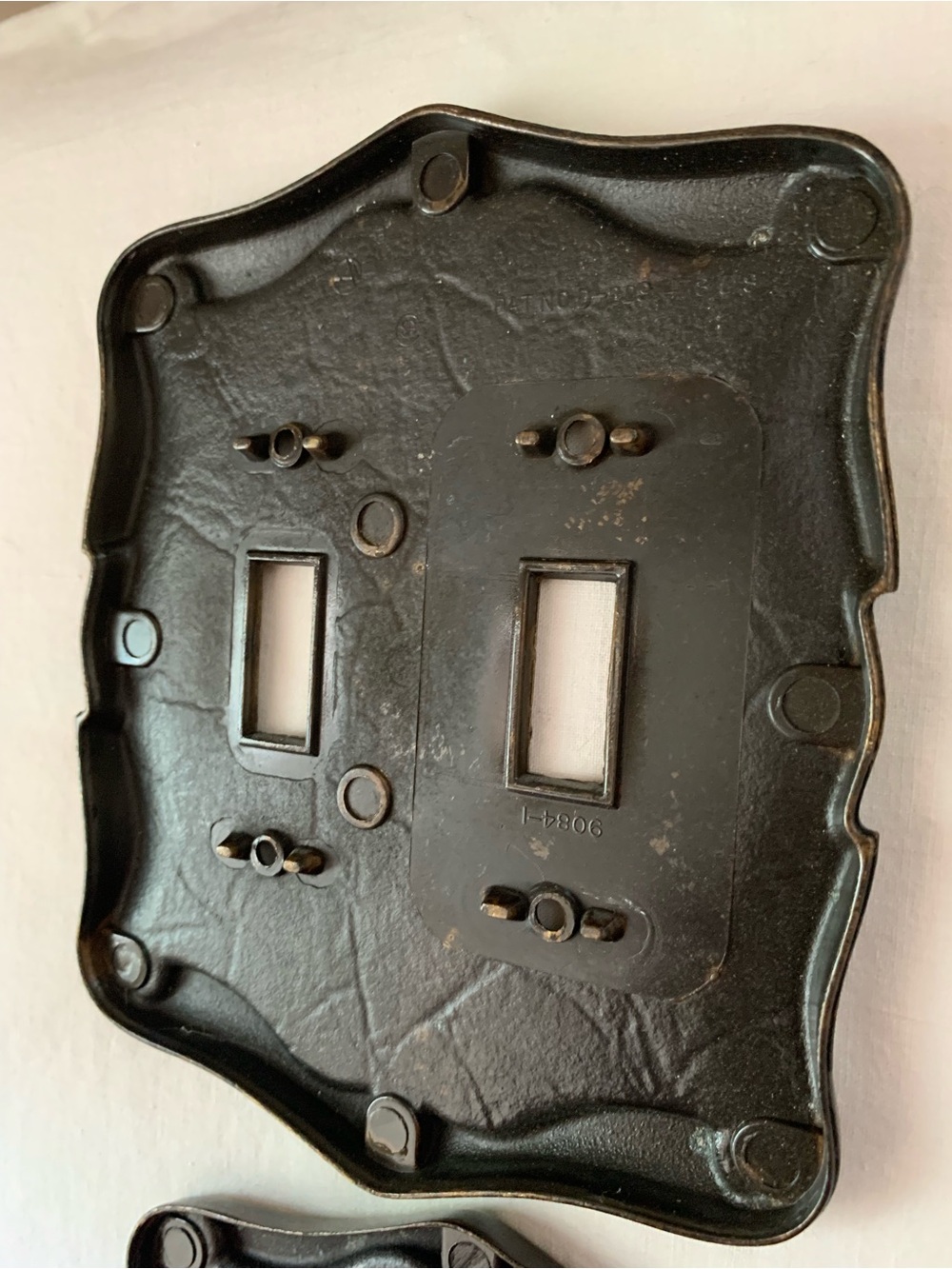 🏛️Lot(5) : 1971 Amerock Carriage House Switch Plates - Vintage 9081-1 & 9084-1 - Picture 10 of 13